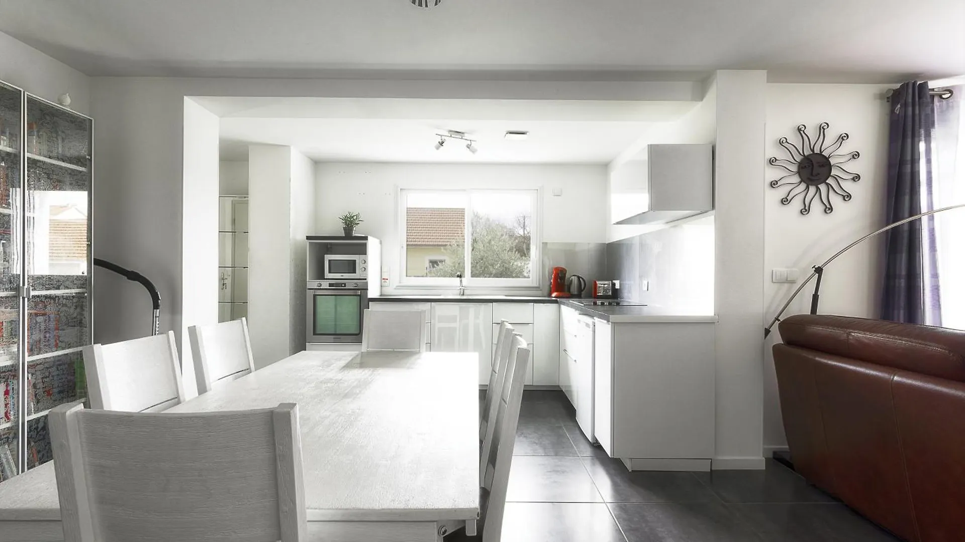 Apartment Appartement De 70 M2 Dans Maison Comptenporaine Charnecles France