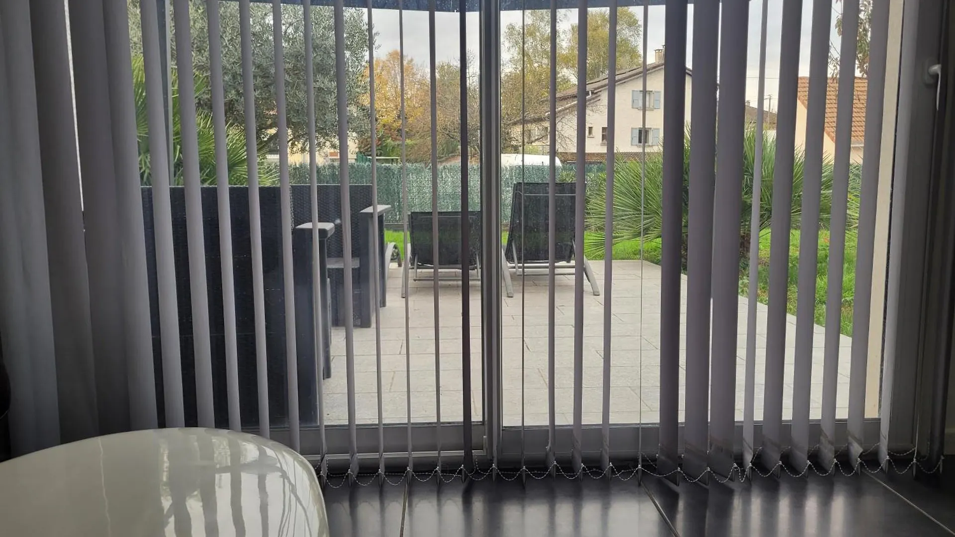 Appartement De 70 M2 Dans Maison Comptenporaine Charnecles
